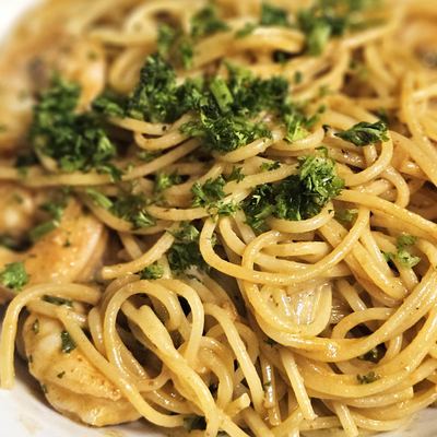 Spaghetti à la crème et persillade